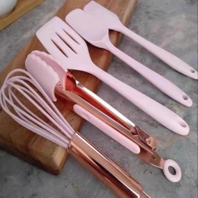 Conjunto de Utensílios de Cozinha em Silicone Rosa 2