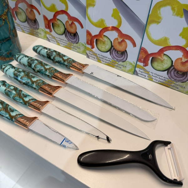 Conjunto de Facas com Suporte